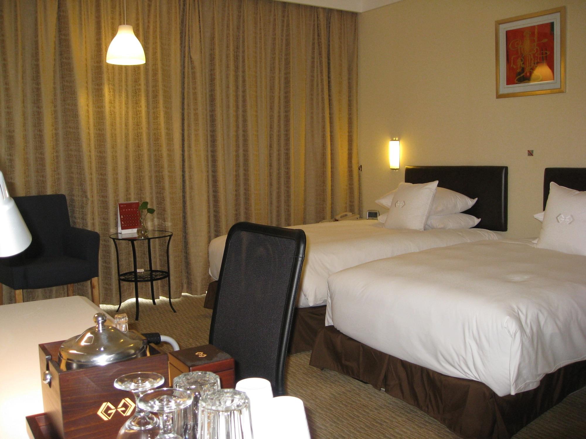 Gloria Plaza Hotel Kangqiao Shanghaj Zewnętrze zdjęcie