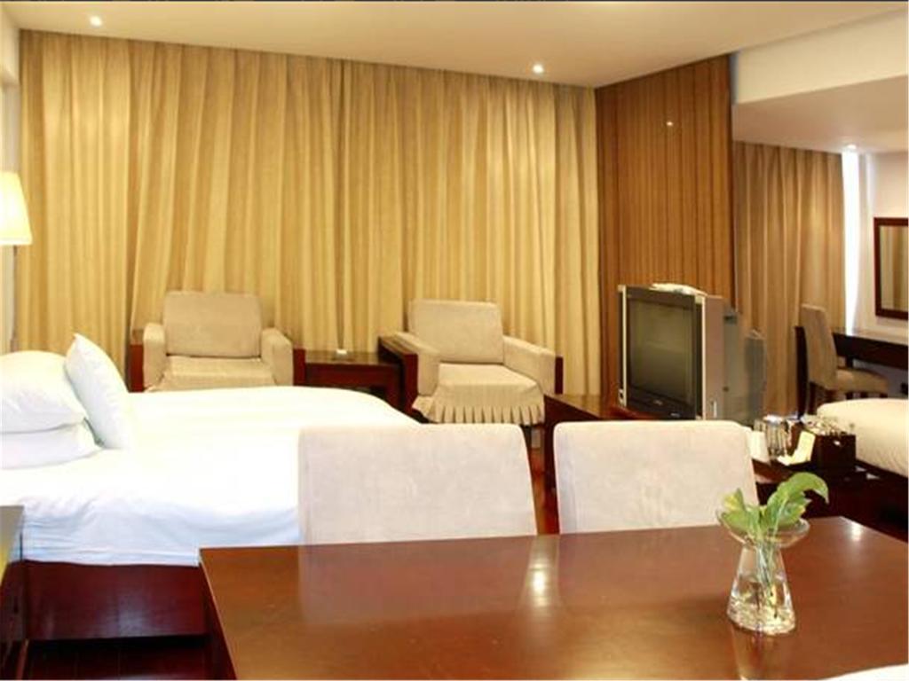 Gloria Plaza Hotel Kangqiao Shanghaj Zewnętrze zdjęcie