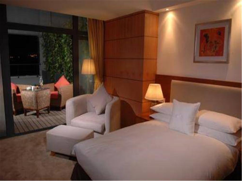 Gloria Plaza Hotel Kangqiao Shanghaj Zewnętrze zdjęcie