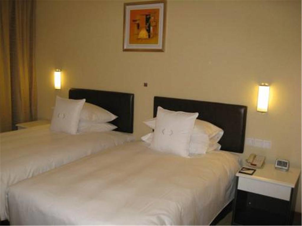 Gloria Plaza Hotel Kangqiao Shanghaj Zewnętrze zdjęcie