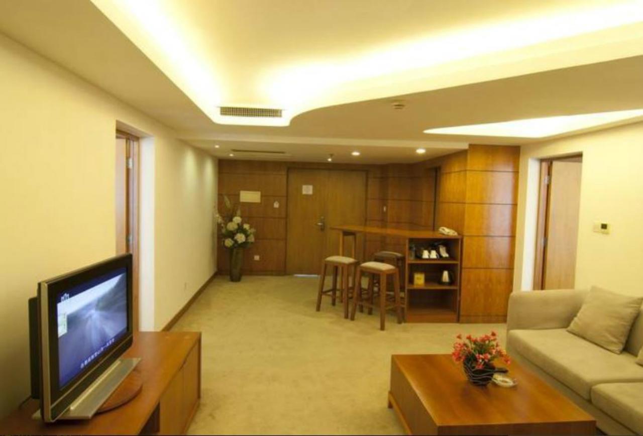 Gloria Plaza Hotel Kangqiao Shanghaj Zewnętrze zdjęcie