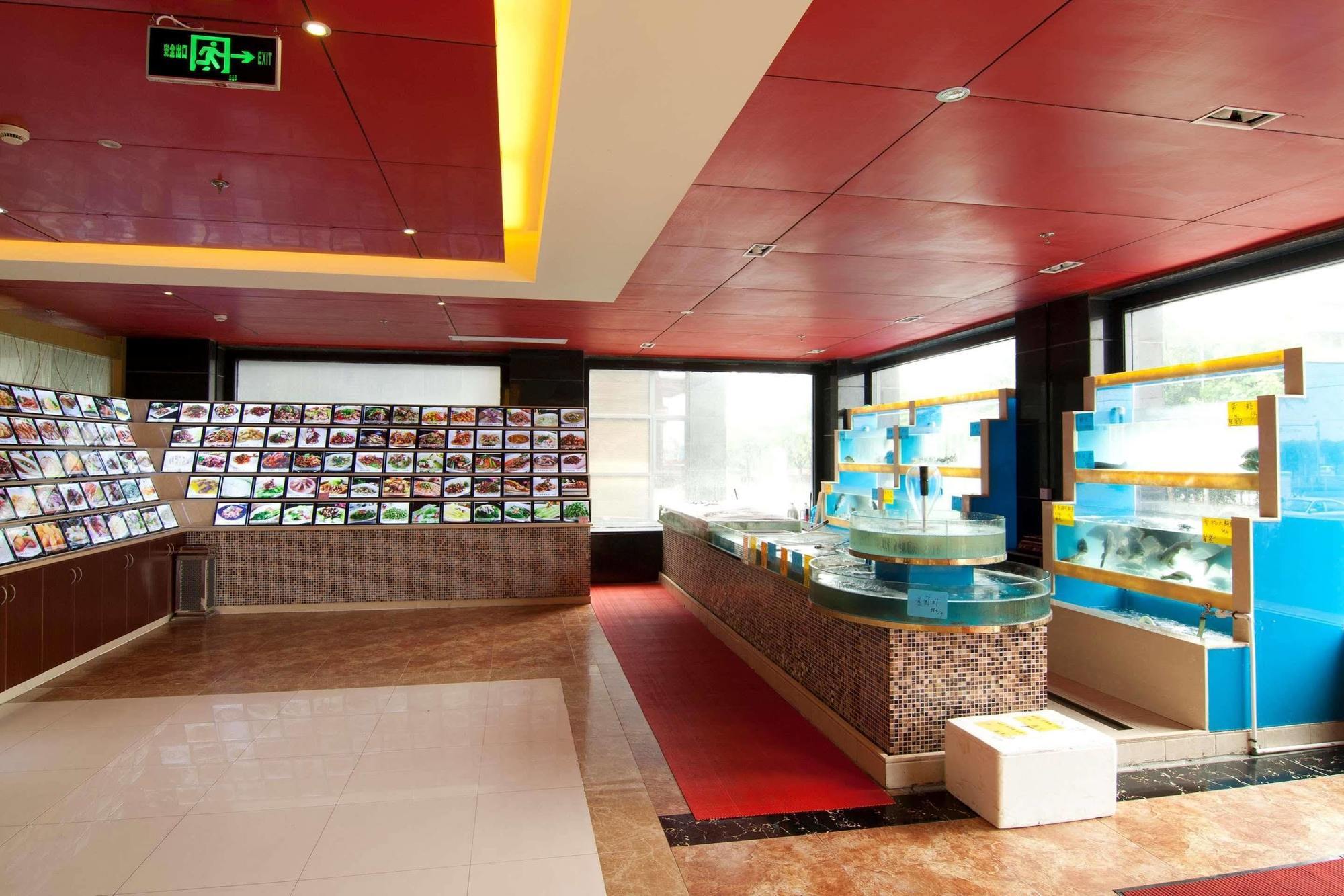 Gloria Plaza Hotel Kangqiao Shanghaj Zewnętrze zdjęcie