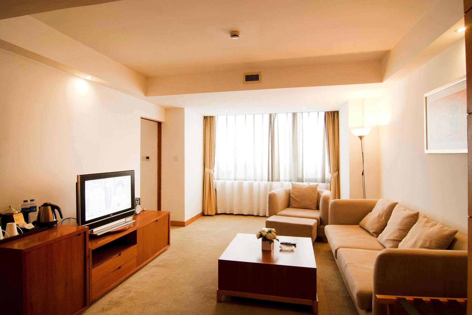 Gloria Plaza Hotel Kangqiao Shanghaj Zewnętrze zdjęcie