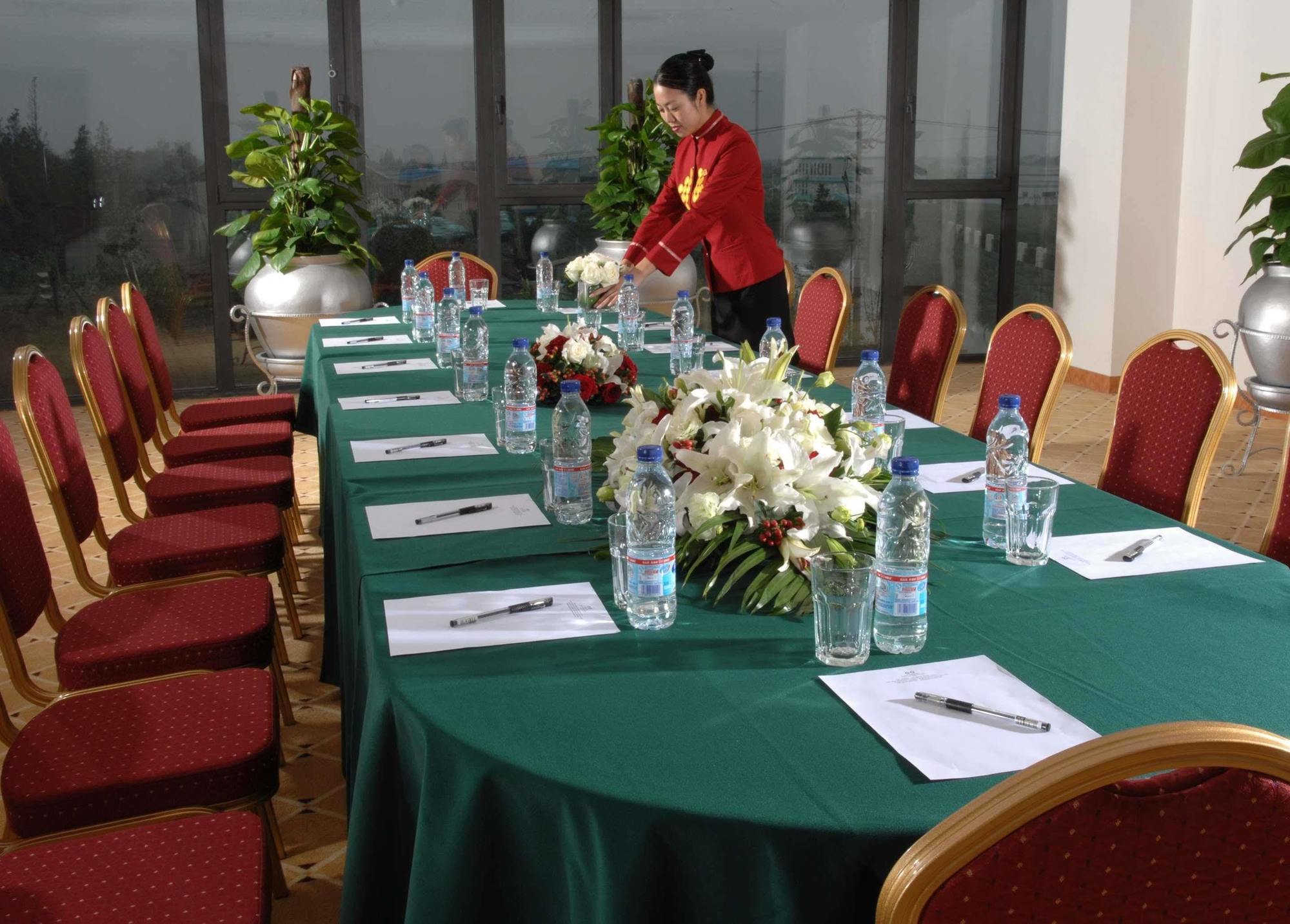Gloria Plaza Hotel Kangqiao Shanghaj Udogodnienia zdjęcie